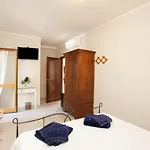 Lu Lioni Nocleg ze śniadaniem 3*