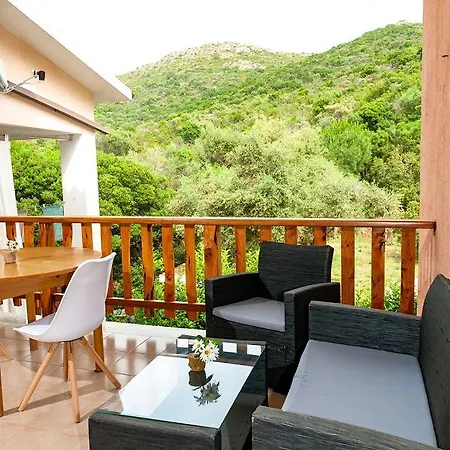 Bed & Breakfast Lu Lioni 4*