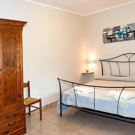 Lu Lioni Bed & Breakfast