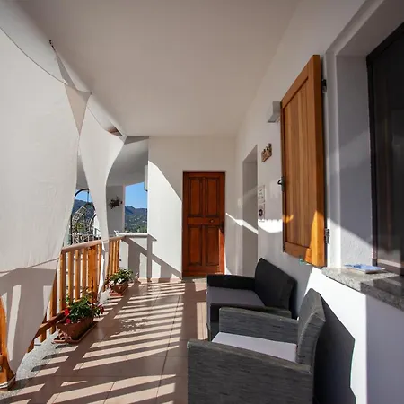 Bed & Breakfast Lu Lioni